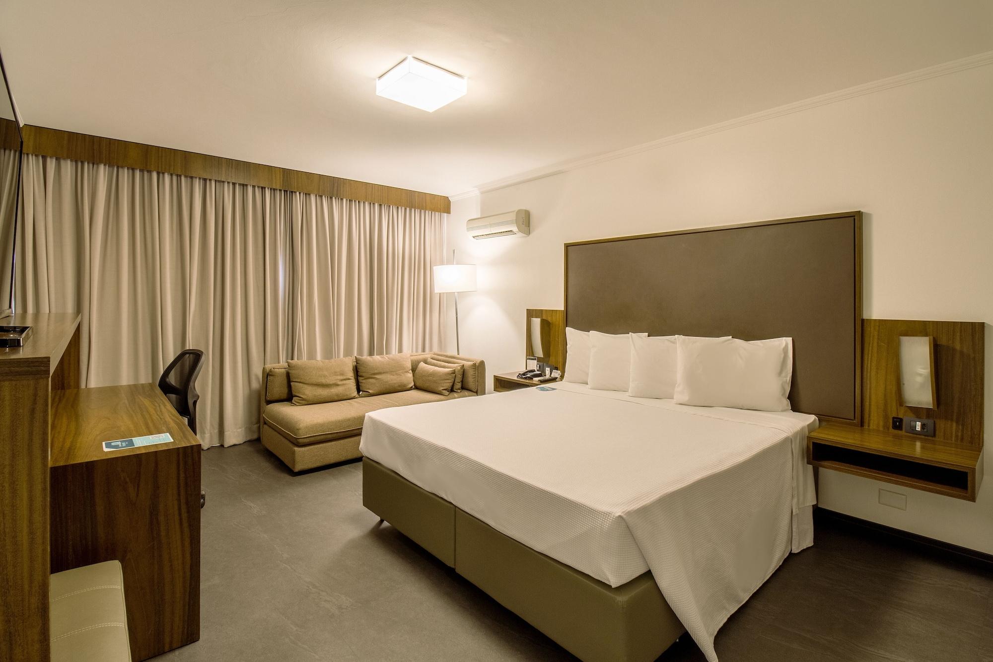 Hotel Deville Business Maringá Esterno foto