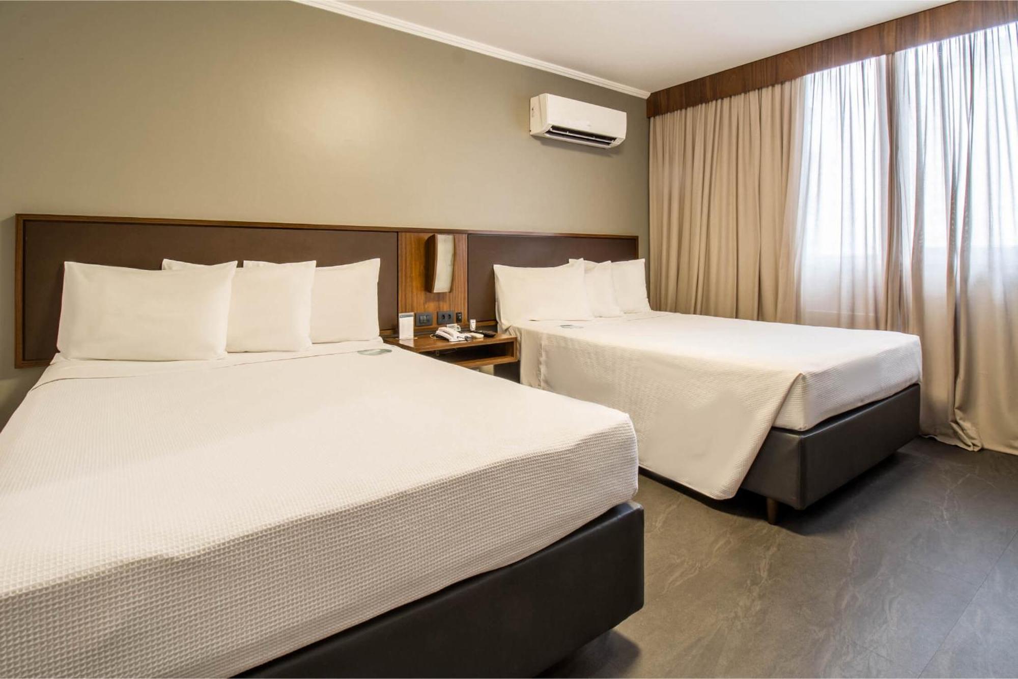 Hotel Deville Business Maringá Esterno foto